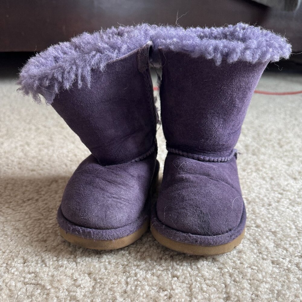 Toddler size 6 (US) purple Uggs